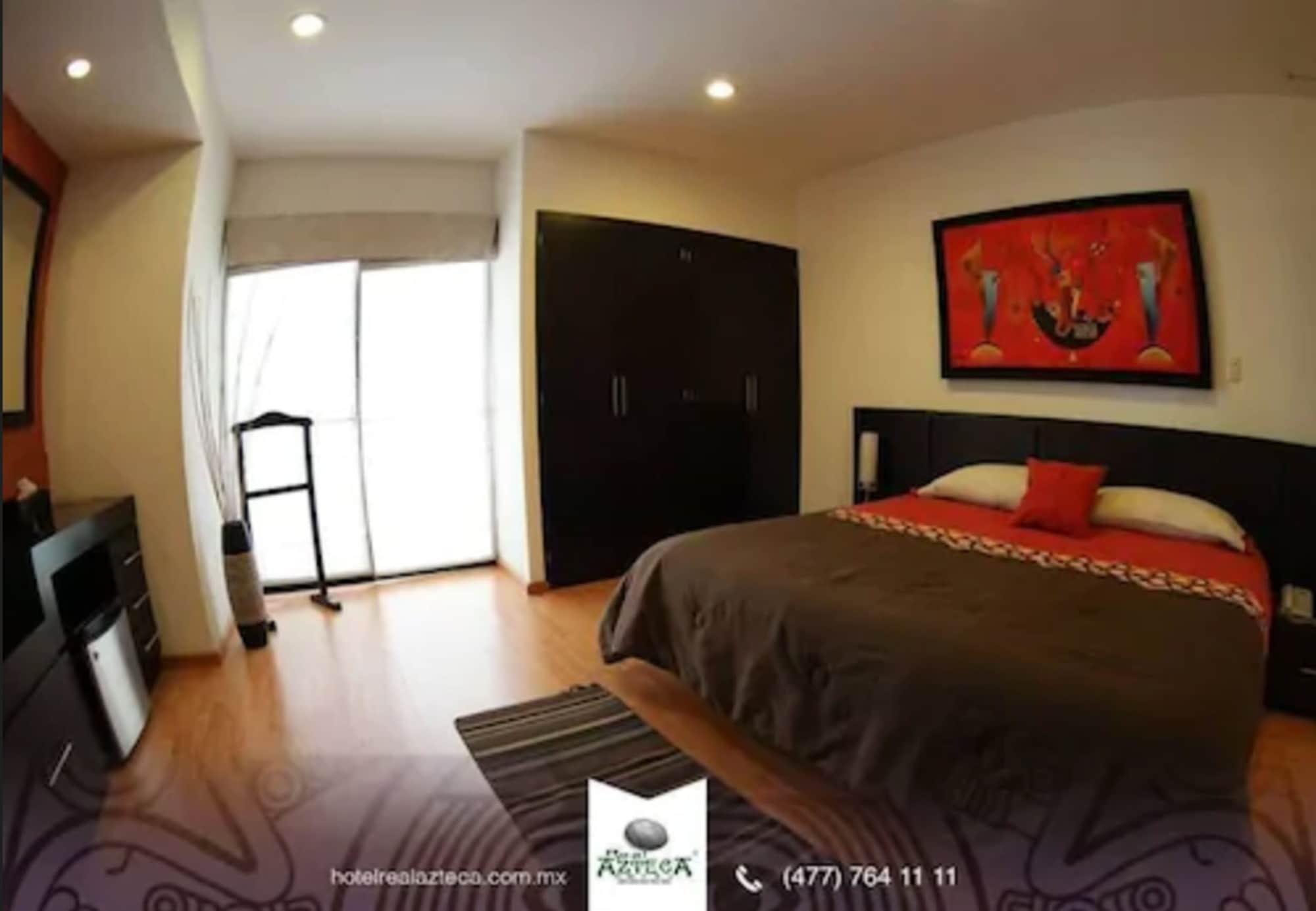 Hotel Real Azteca Boulevard Leon Bagian luar foto