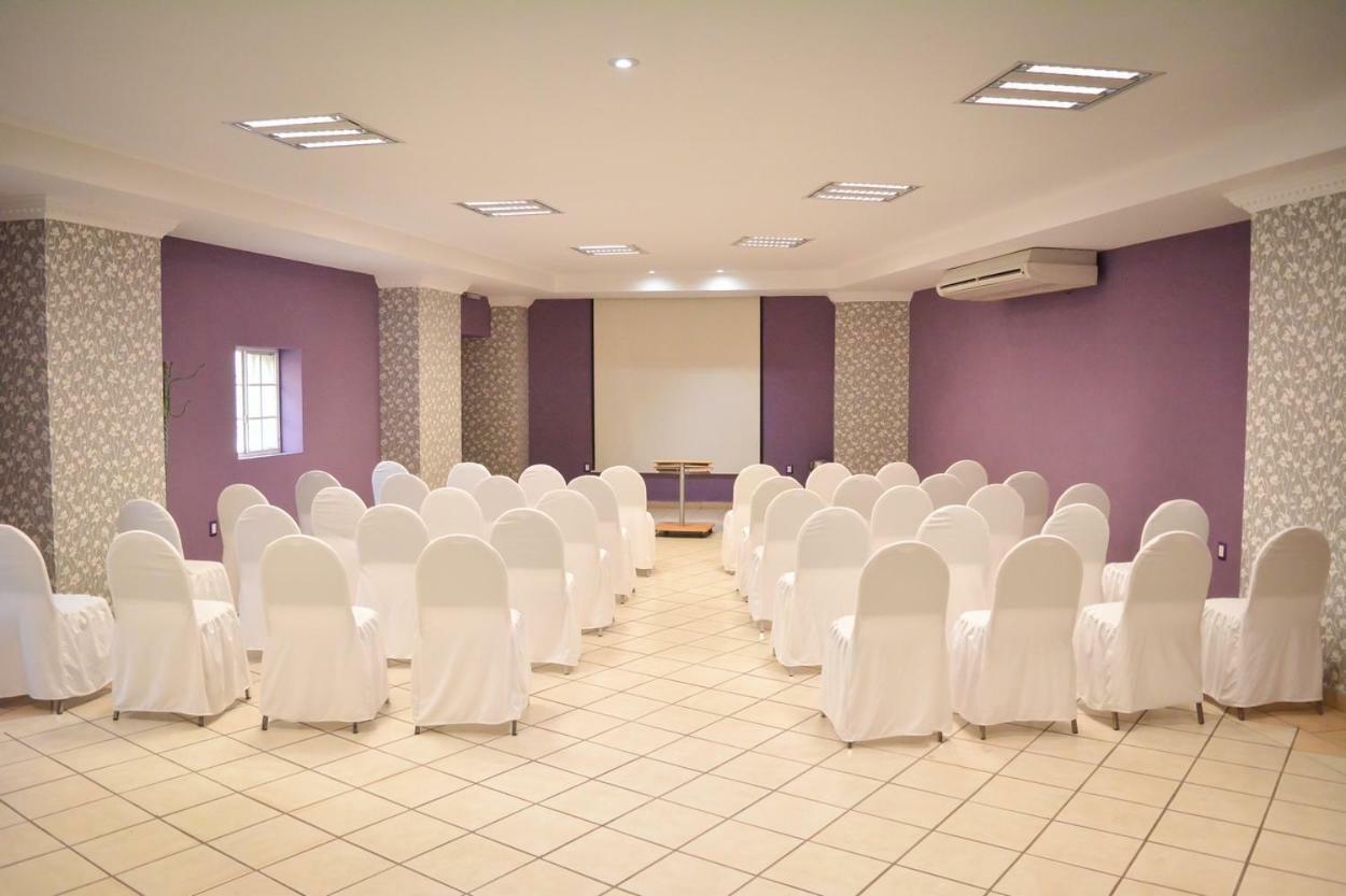 Hotel Real Azteca Boulevard Leon Bagian luar foto